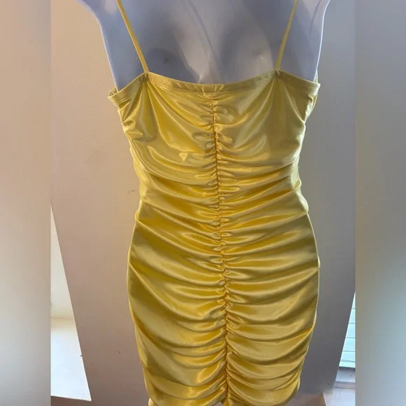 Windsor Strapless Yellow Dress with Embellishments - Picture 7 of 10
